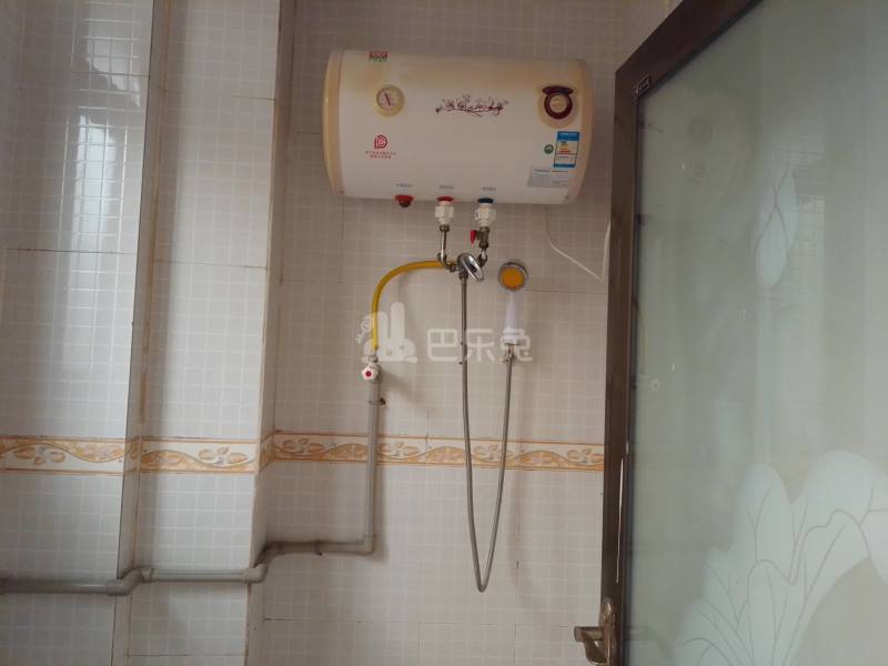 植村北约下街2-2号6409616卫生间图10