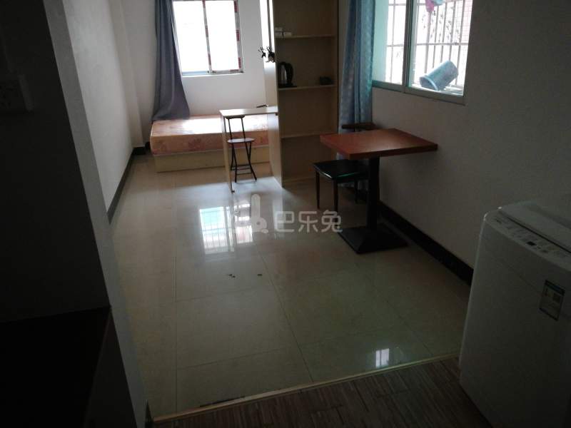 莲溪北边田三巷11号6410975卧室图0