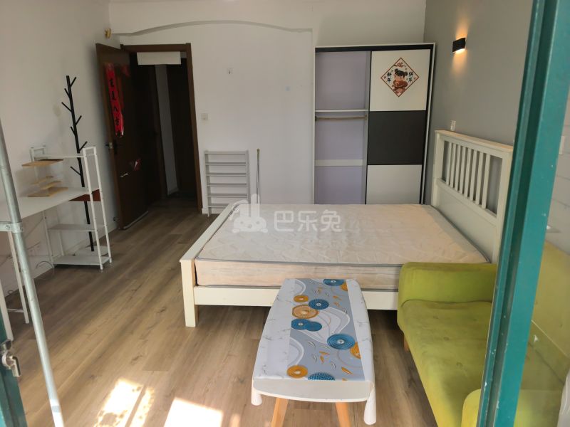 上大聚丰园6414565卧室图2