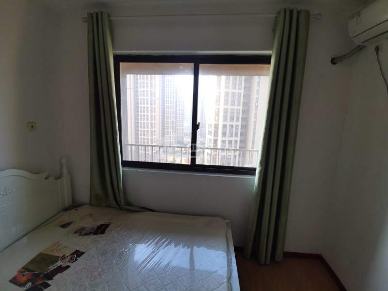 花桥裕花园6426456卧室窗户图10