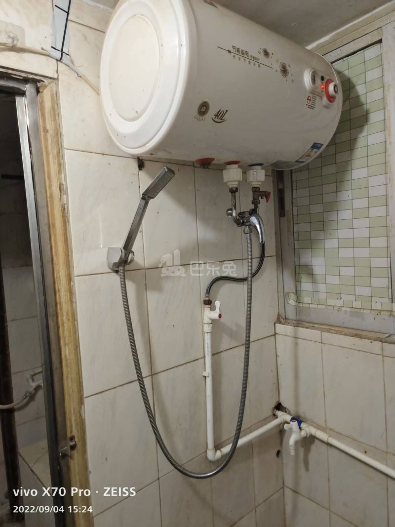 沙涌南村前大街九巷8号6428936卫生间图8