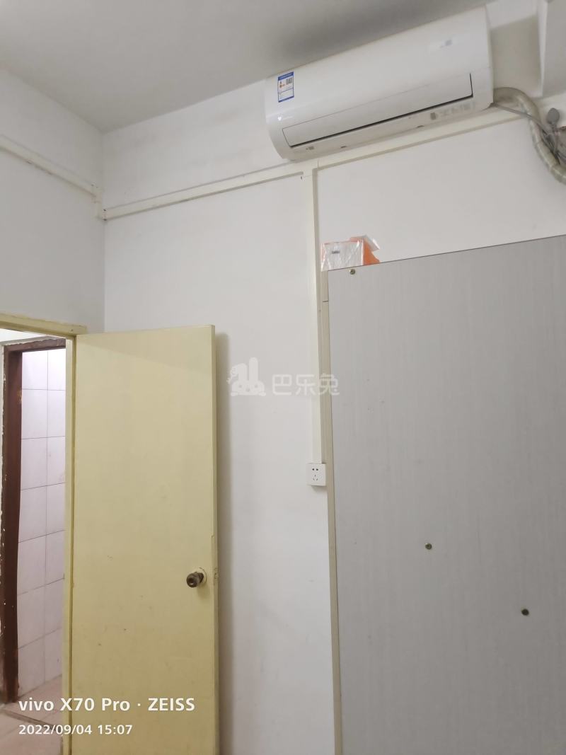 沙涌南村前大街九巷8号6428938卧室图2