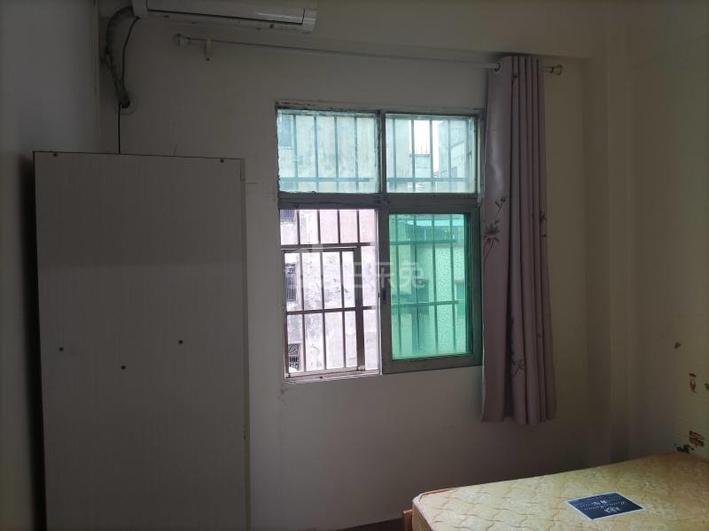 沙涌南村前大街九巷8号6428952卧室图1