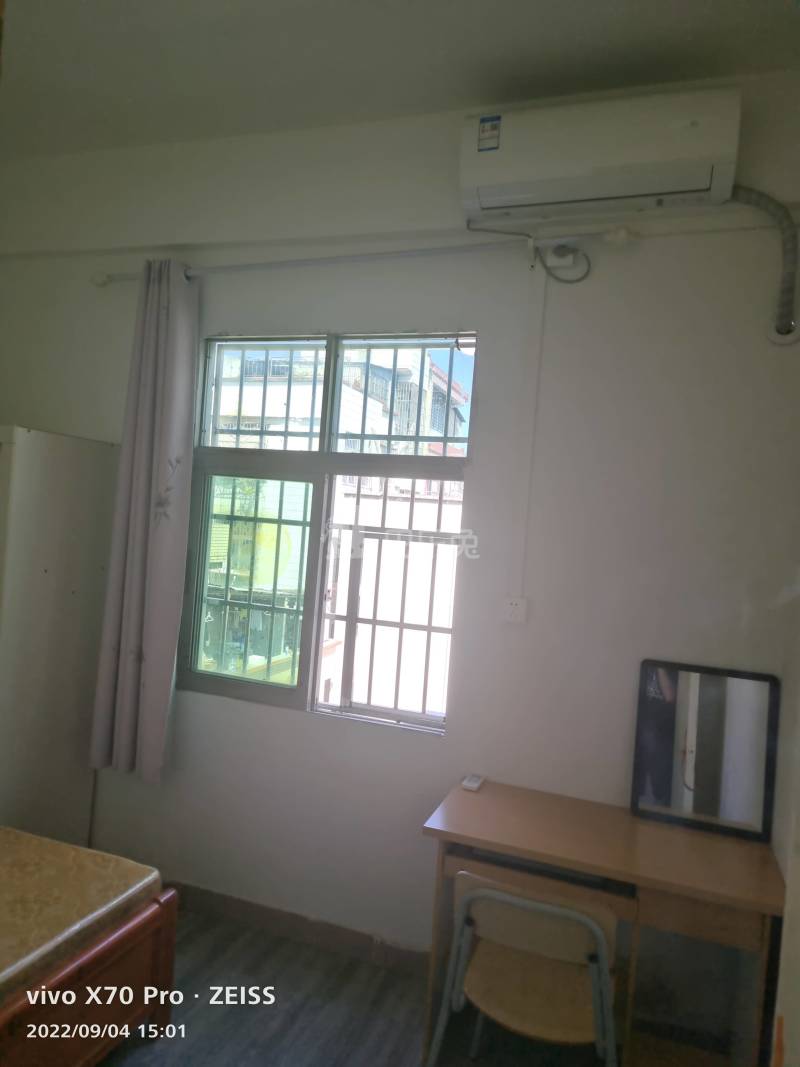 沙涌南村前大街九巷8号6428957卧室图3