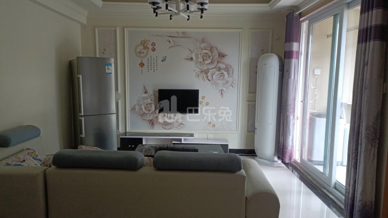 桐南美麓6441934客厅图5