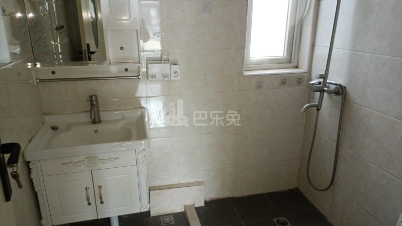 桐南美麓6441934卫生间图8