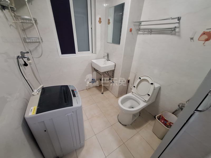 翔瑞新苑南区6442065卫生间图12