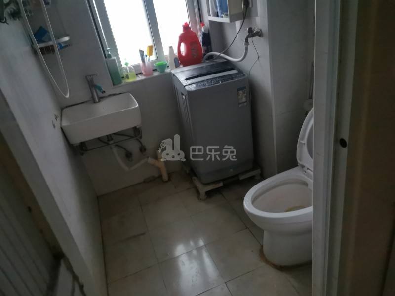 翔瑞新苑南区6442065卫生间图13