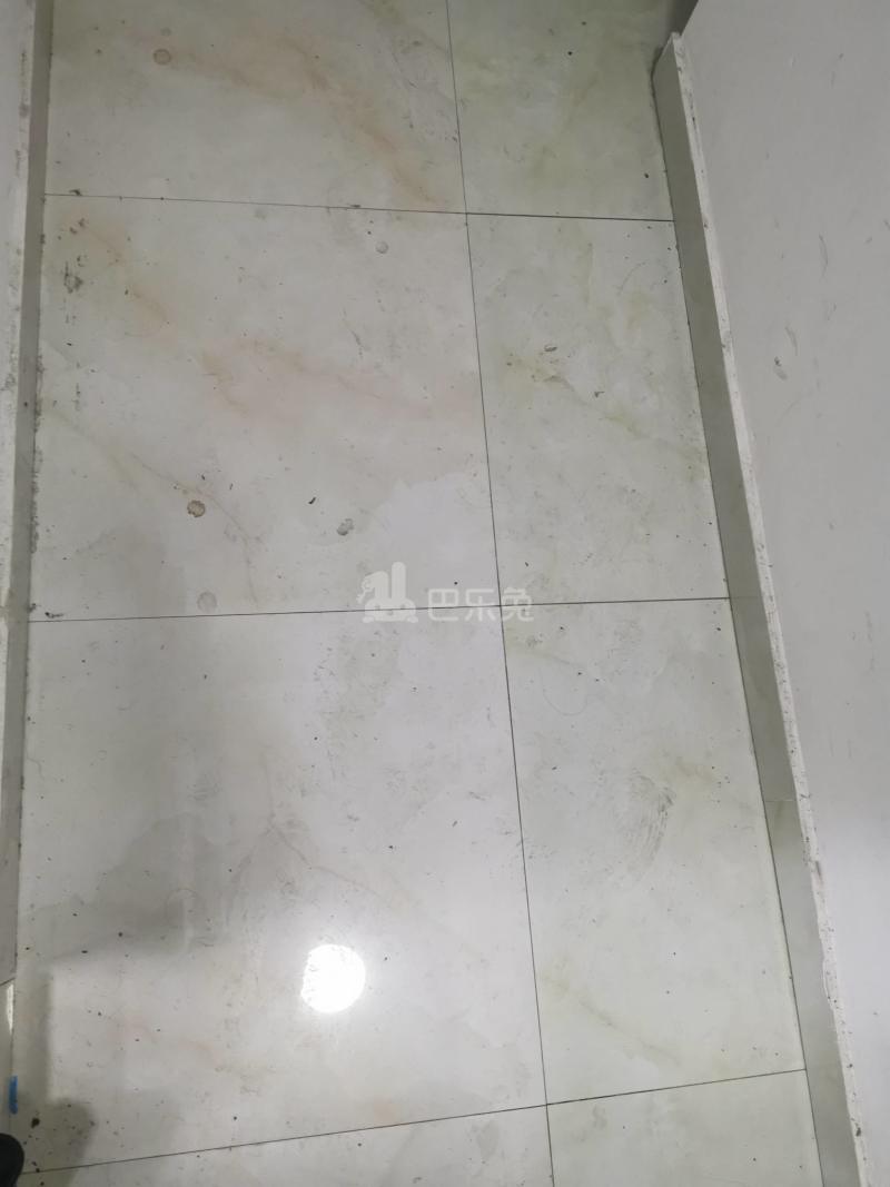 翔瑞新苑南区6442065客厅图4