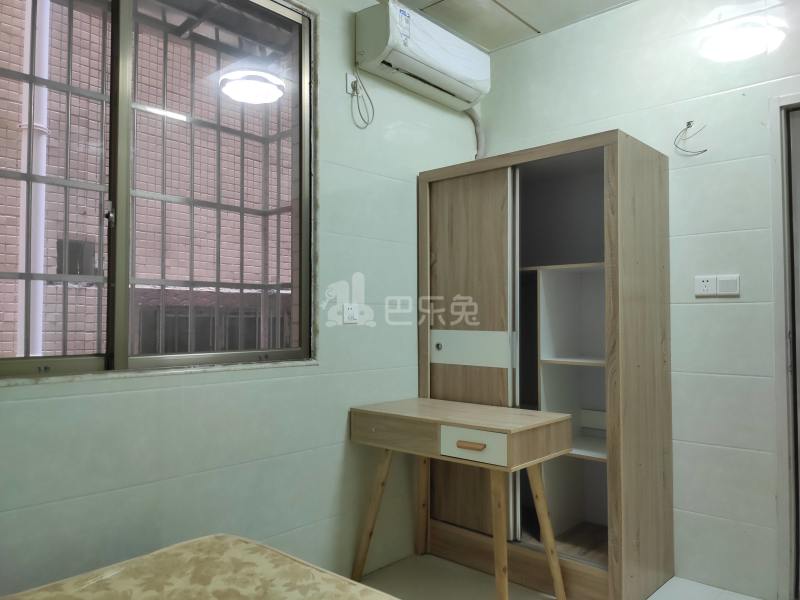 鹤边员村中街东十巷23号6452362卧室图1