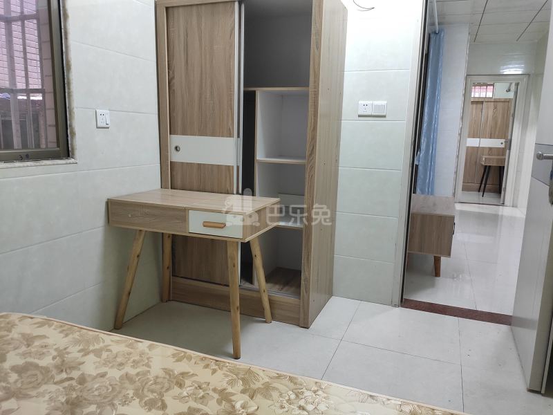 鹤边员村中街东十巷23号6452365卧室图6