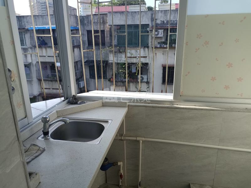 南贸花园6457440卧室窗户图7