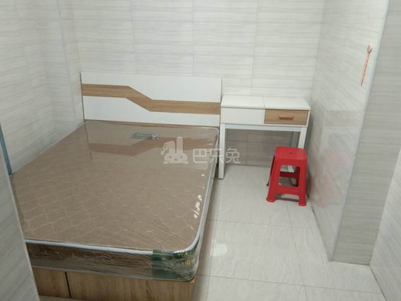 鹤边员村中街东五巷1号6492299卧室图1