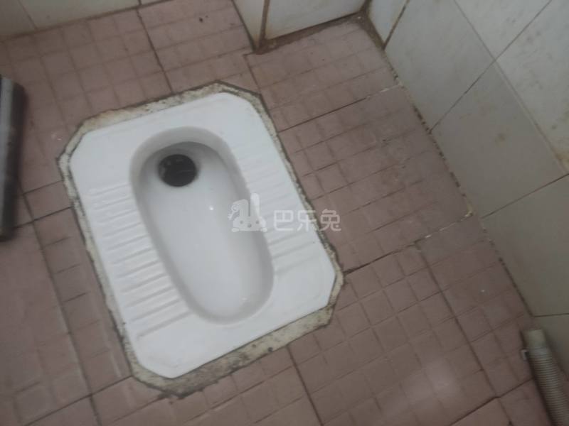 车陂东溪大街北三巷10号6501779卫生间图6