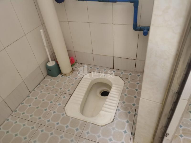 车陂隆兴公大街12号之16506565卫生间图3