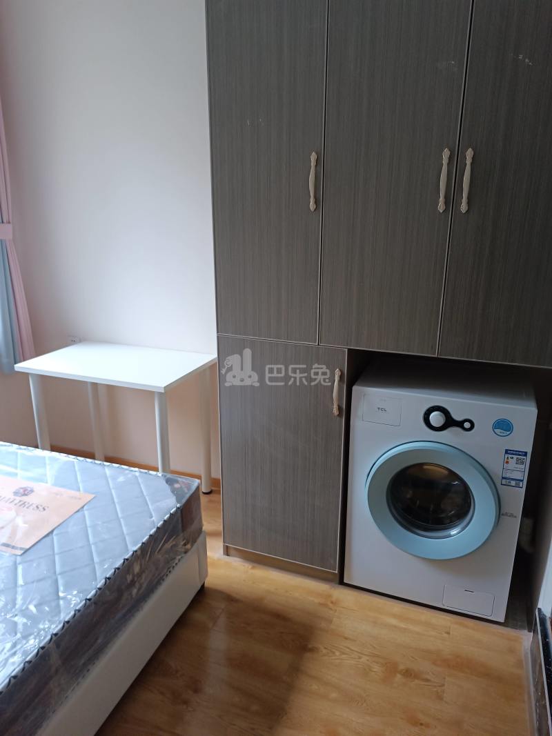 阳光郡6510267卧室图1