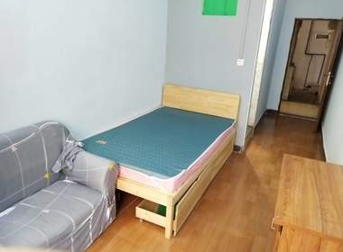 上社荷光路156号 1室0厅1卫