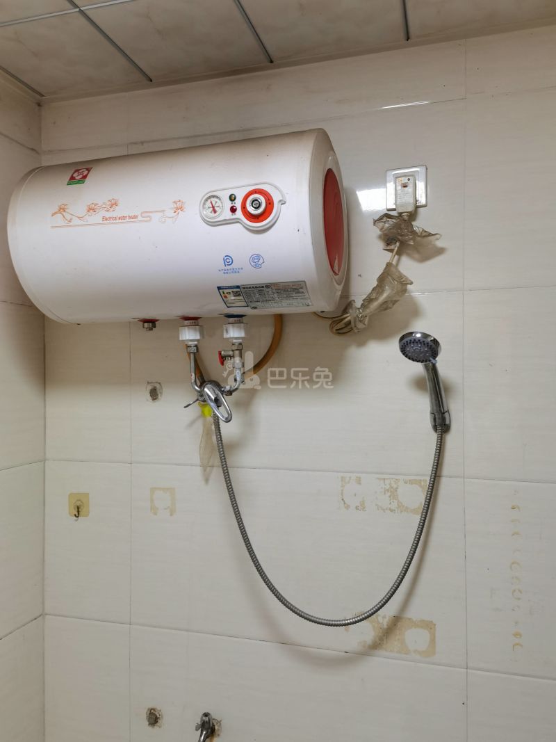 夏良村东门南巷18号6521068卫生间图5