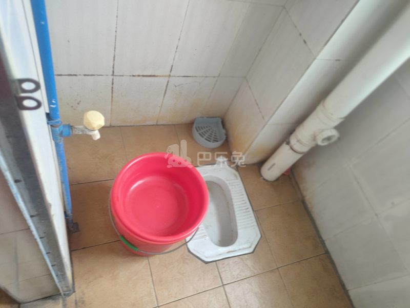 夏良村夏良路121号之26521097卫生间图7