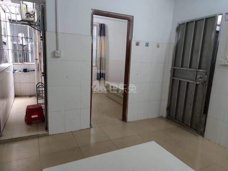 江夏村岭仔四巷8-1号6526555客厅图6