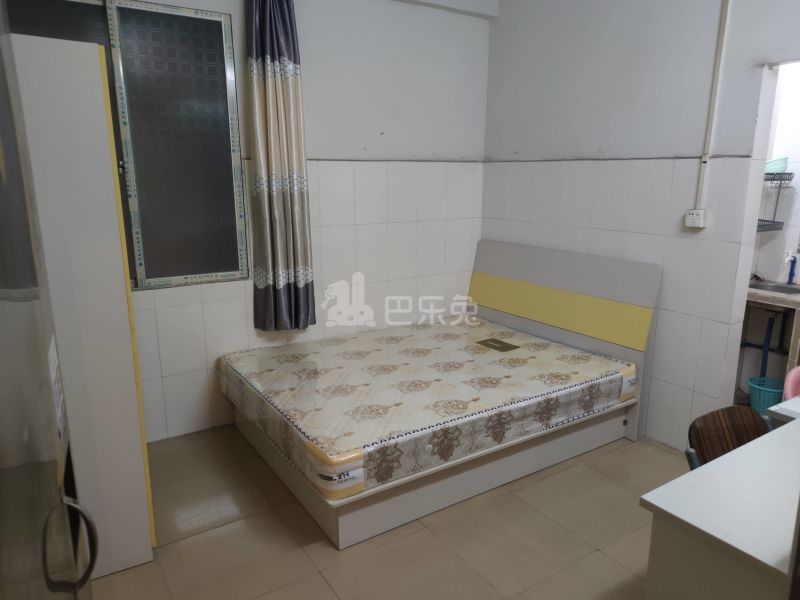 江夏村岭仔四巷8-1号6526563卧室图0