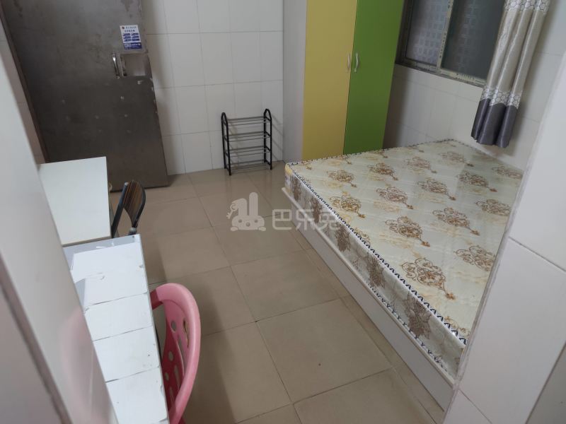 江夏村岭仔四巷8-1号6526563卧室图2