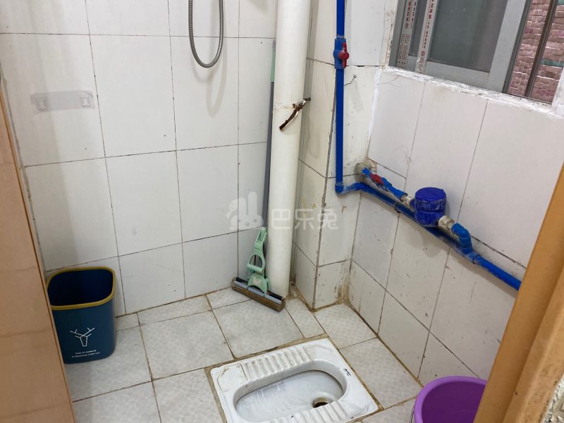 江夏村青龙大街五巷7号6527363卫生间图6