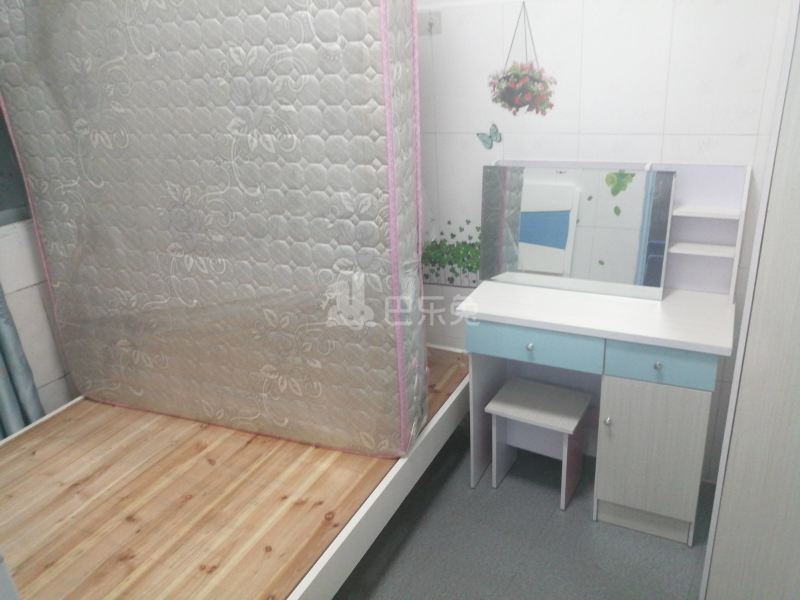 江夏村青龙大街五巷7号6527374卧室图0