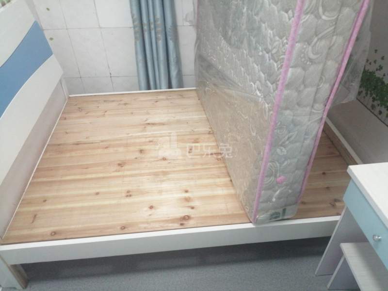 江夏村青龙大街五巷7号6527374卧室图1