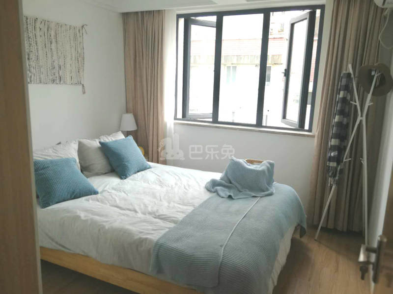 悦樘公寓华师大店6529250卧室图0