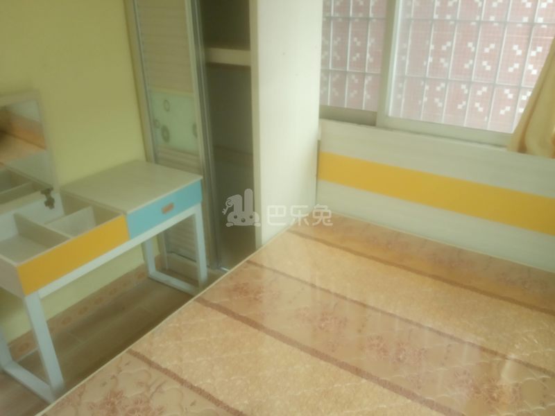 尖彭路彭西新村六街10号6529390卧室图2