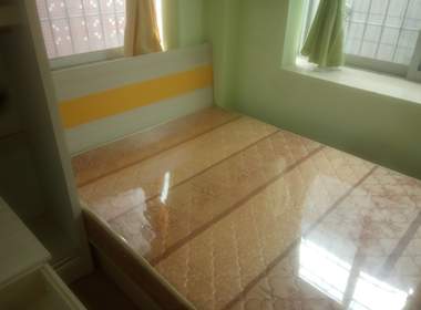 尖彭路彭西新村六街10号 