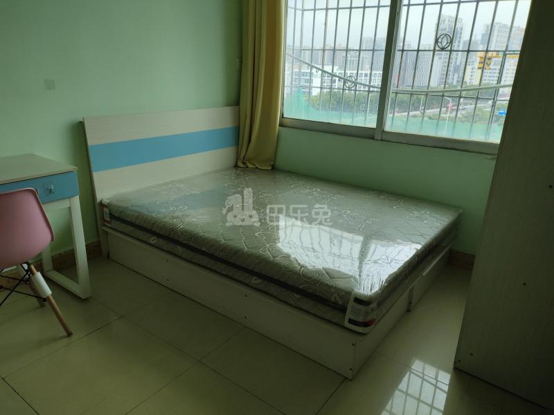 尖彭路彭西新村六街10号6529402卧室图0