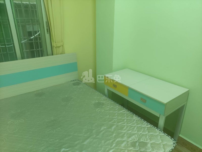 尖彭路彭西新村六街二巷2号6529404卧室图1