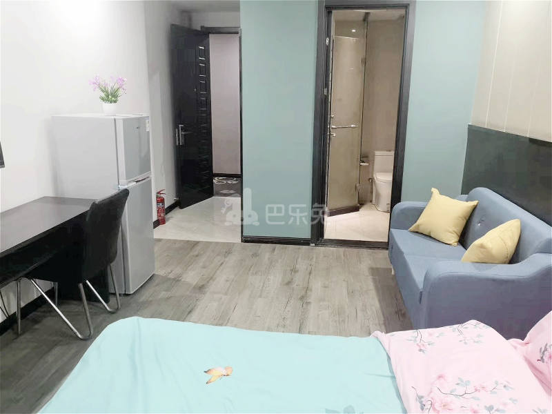 龙之心公寓恒8店6536389卧室图0