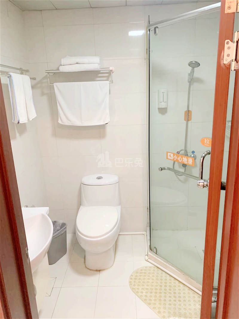 龙之心公寓恒8店6536389卫生间图3