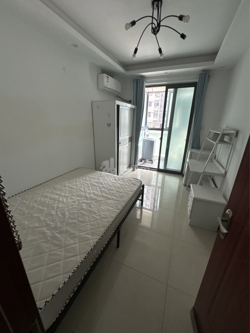 新和嘉苑6547590卧室图1