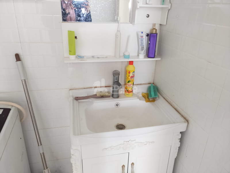 立跃路3800弄6547883卫生间图10