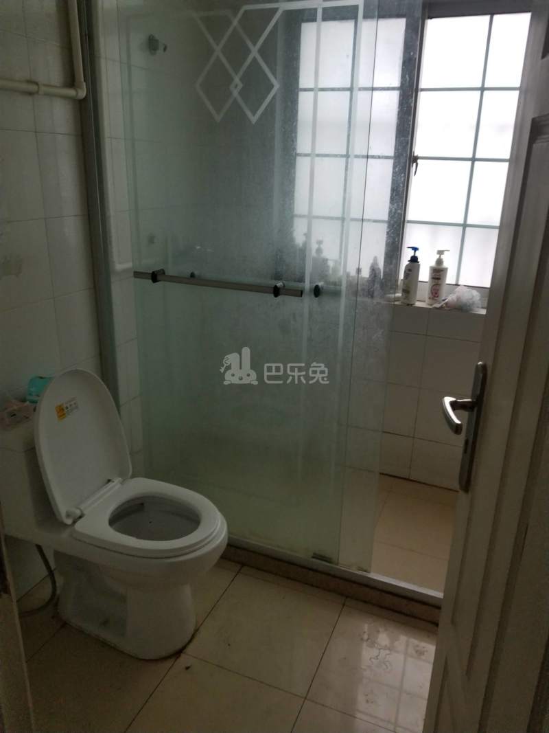 立跃路3800弄6547883卫生间图13