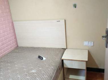 天润公寓 1室0厅1卫