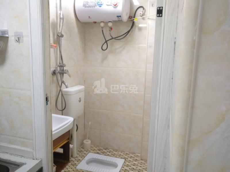 伍仙桥新街3号6556823卫生间图5