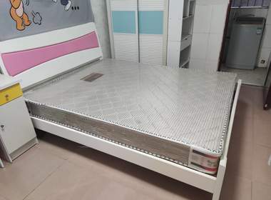 青龙大街12号 1室0厅1卫