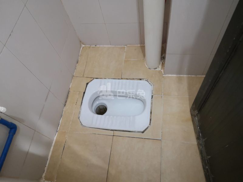 车陂南启明大街北十四巷8号6558084卫生间图5