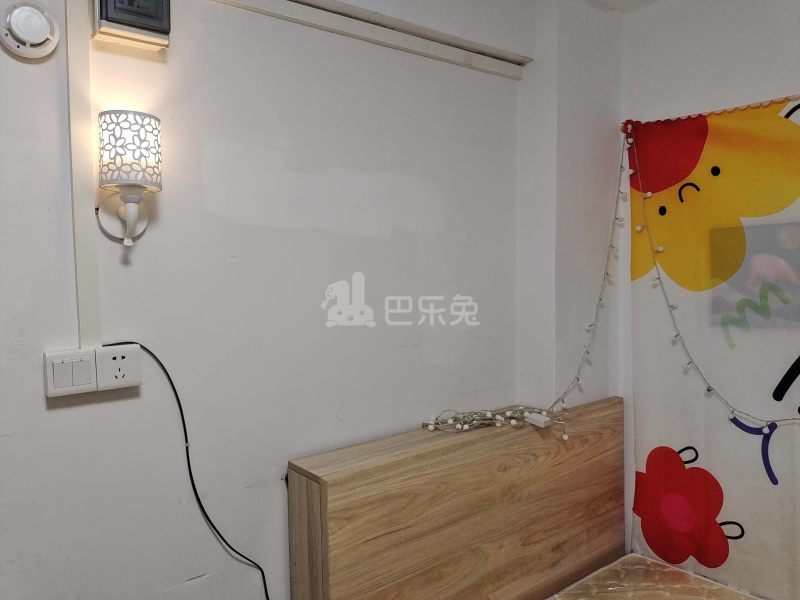 江夏村松猫岭七巷3号6563664卧室图3