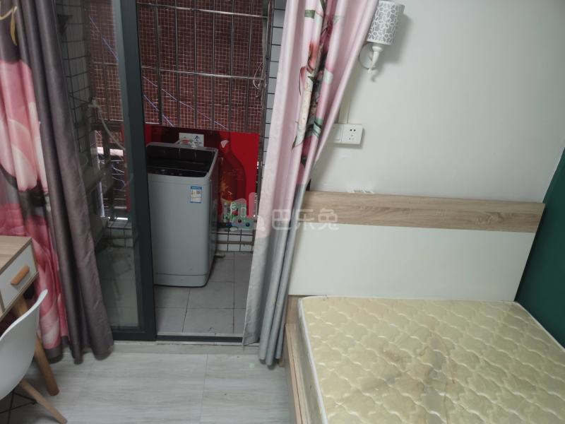 江夏村松猫岭七巷3号6563666卧室图3