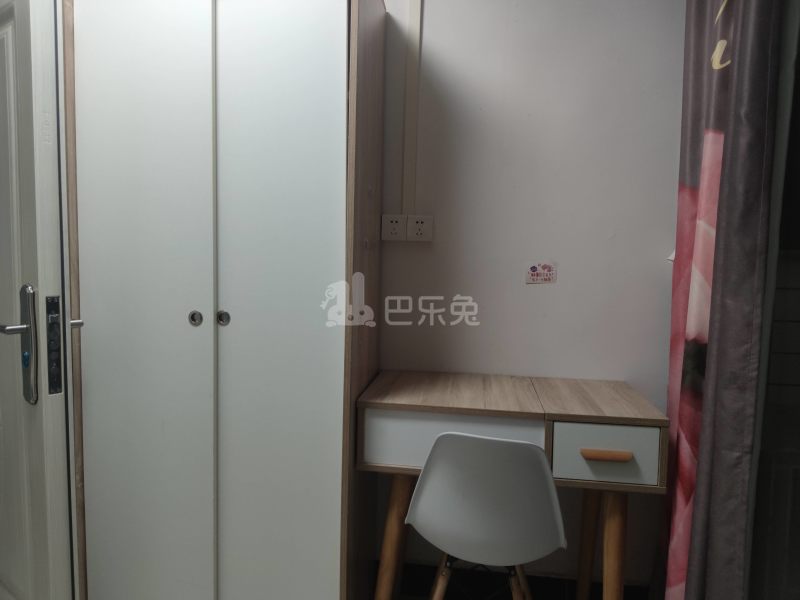 江夏村松猫岭七巷3号6563666卧室图4