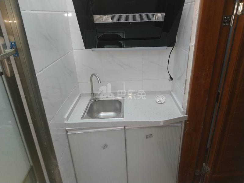 石牌迎龙大街三巷1号6565018卧室图3