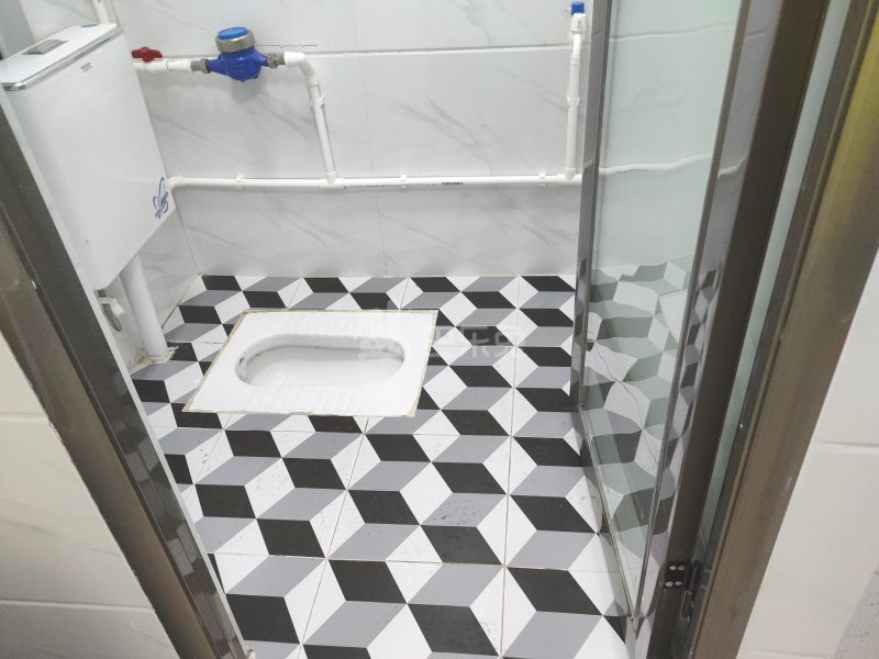 石牌迎龙大街三巷1号6565028卫生间图5