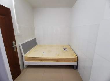 塘基巷4号 1室1厅1卫