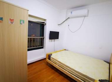 松江出租房 九亭出租房 云亭公寓 ￥ 7500 松江-九亭公寓 | 3室2厅2卫